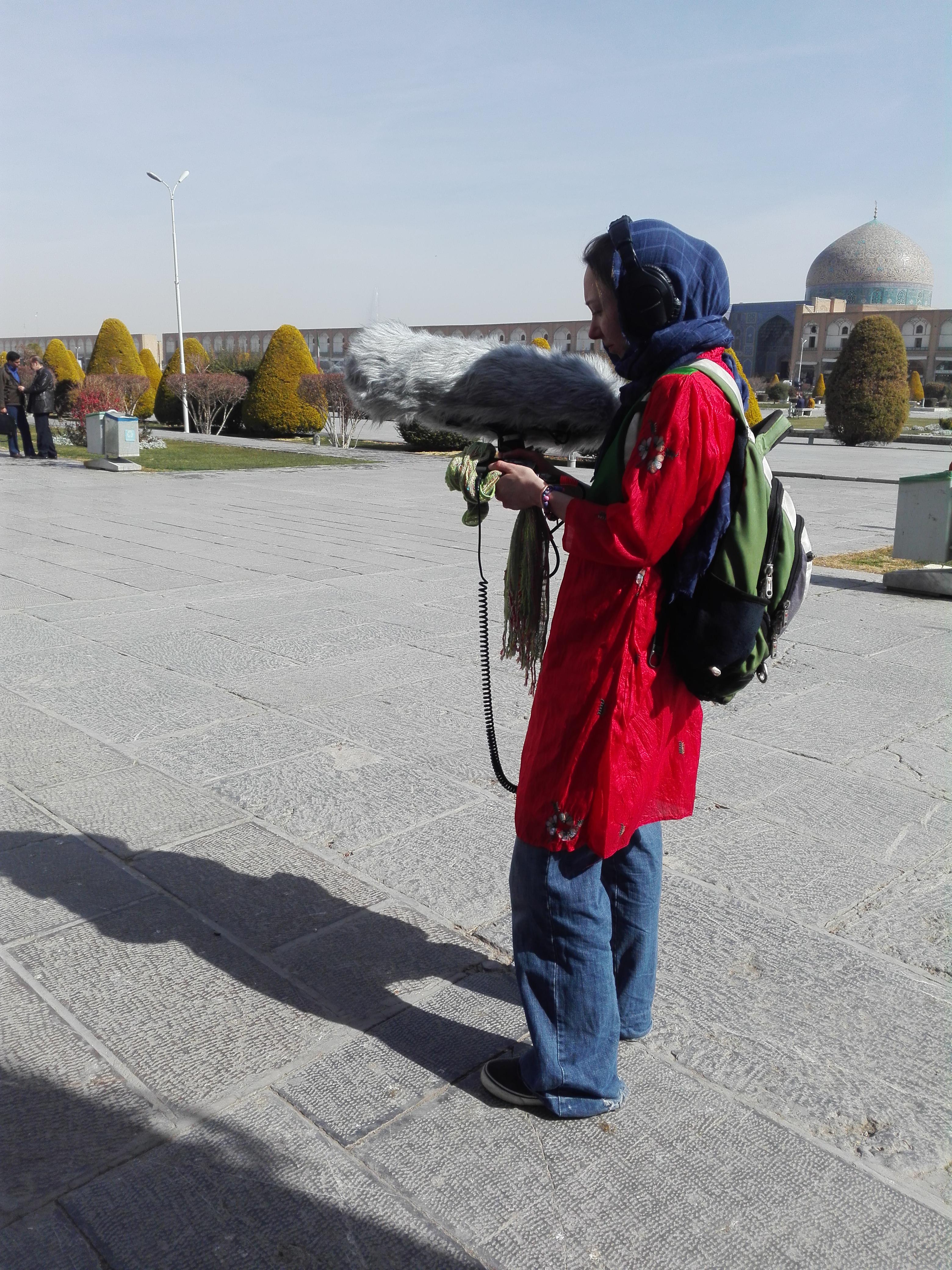 Leonie Roessler field recording in Iran